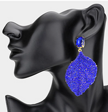 Load image into Gallery viewer, Leaf  bling earring 367