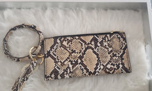 Load image into Gallery viewer, SKIN WRISTLET